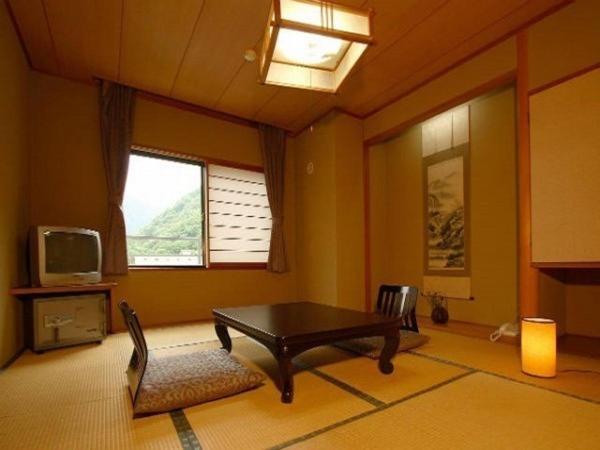 ホテル 望山亭ことぶき 上田市 部屋 写真